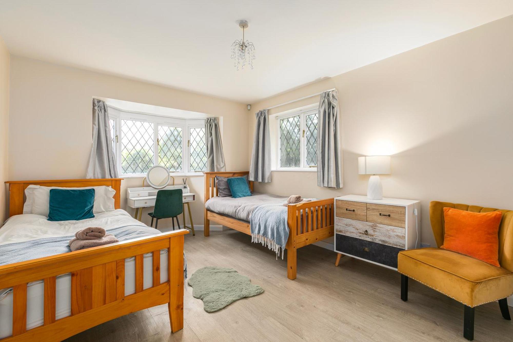 Rural Lodge Stay In Windsor! Hot Tub! Sleeps 20 Bray Extérieur photo