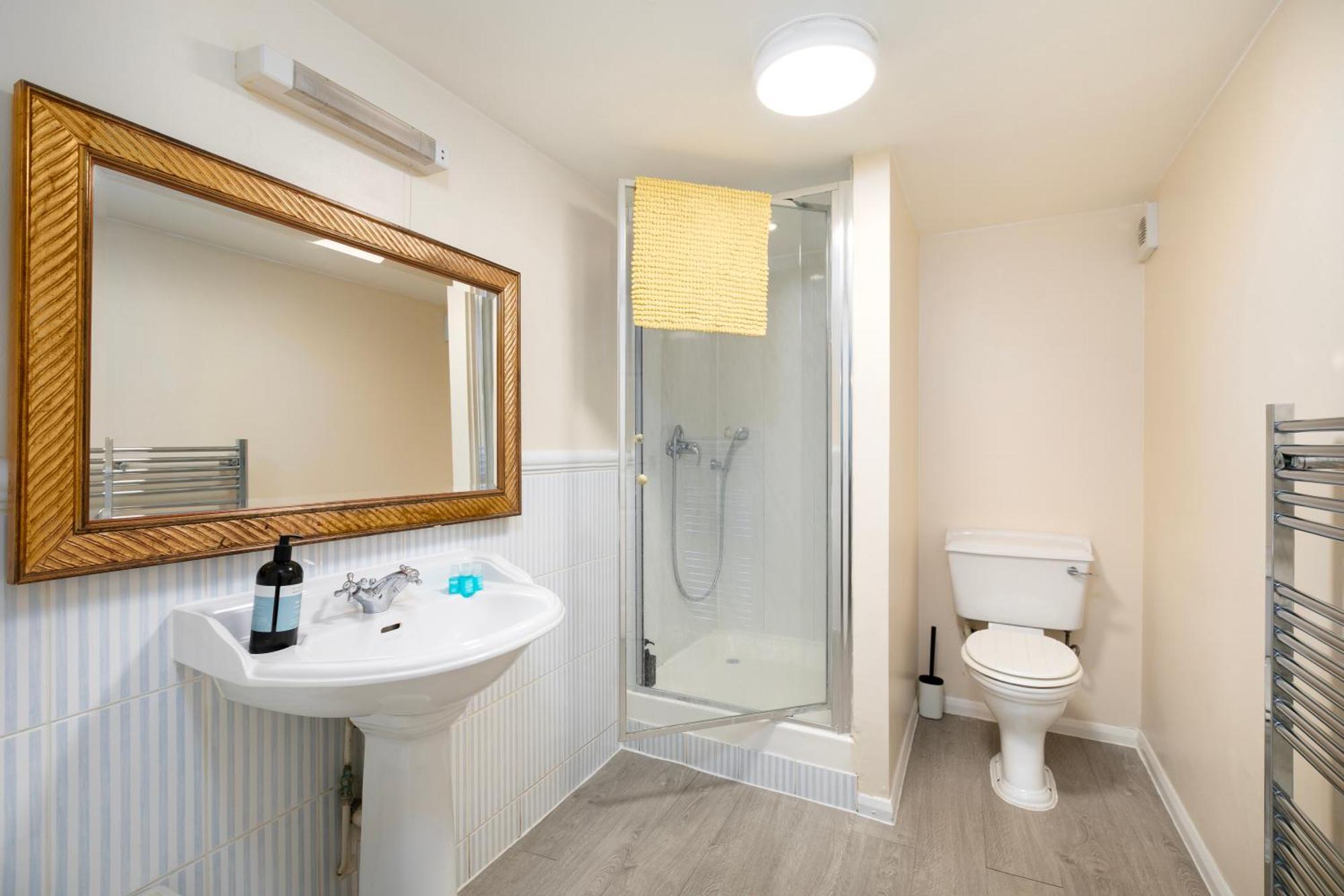 Rural Lodge Stay In Windsor! Hot Tub! Sleeps 20 Bray Extérieur photo