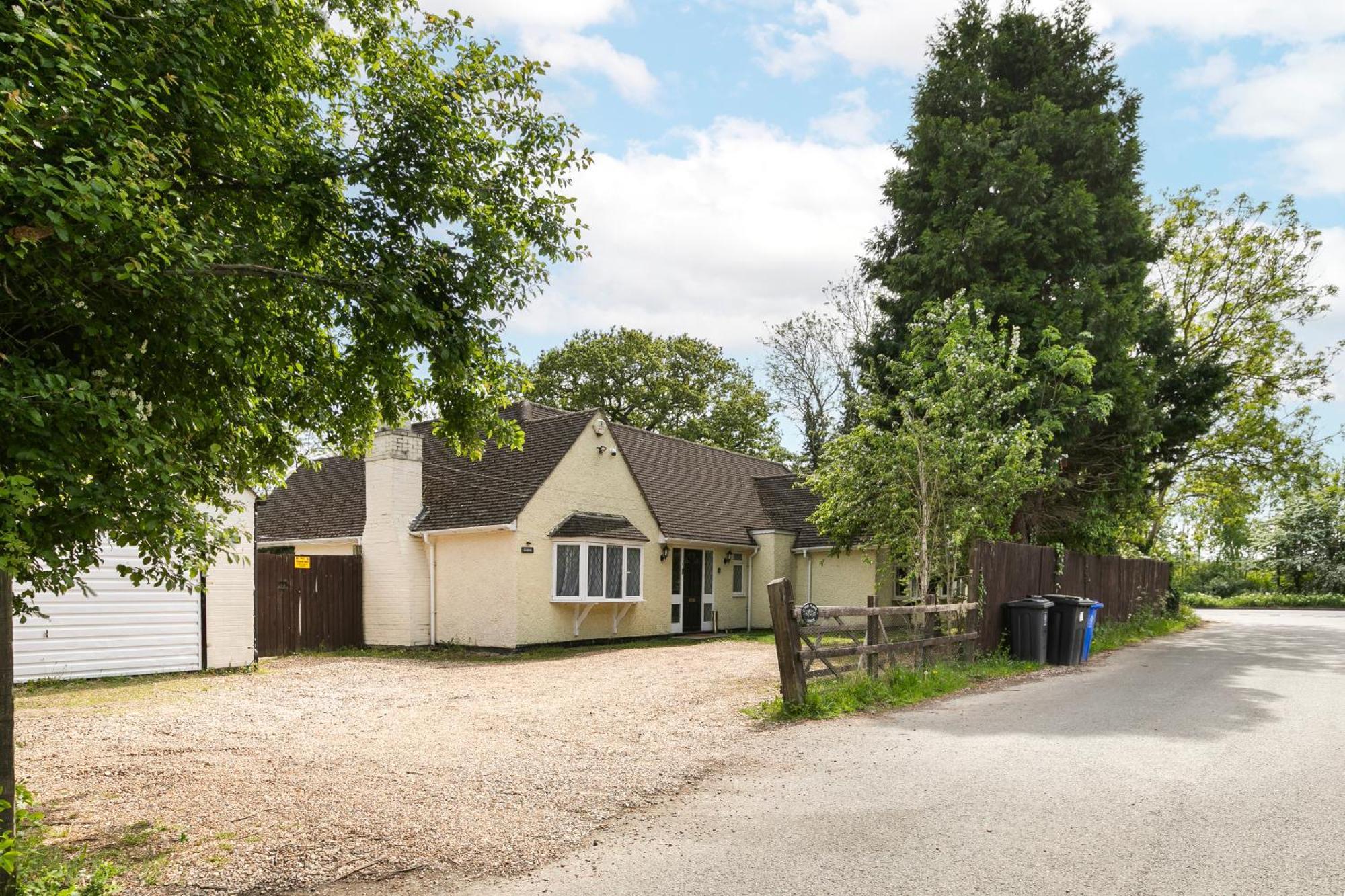 Rural Lodge Stay In Windsor! Hot Tub! Sleeps 20 Bray Extérieur photo